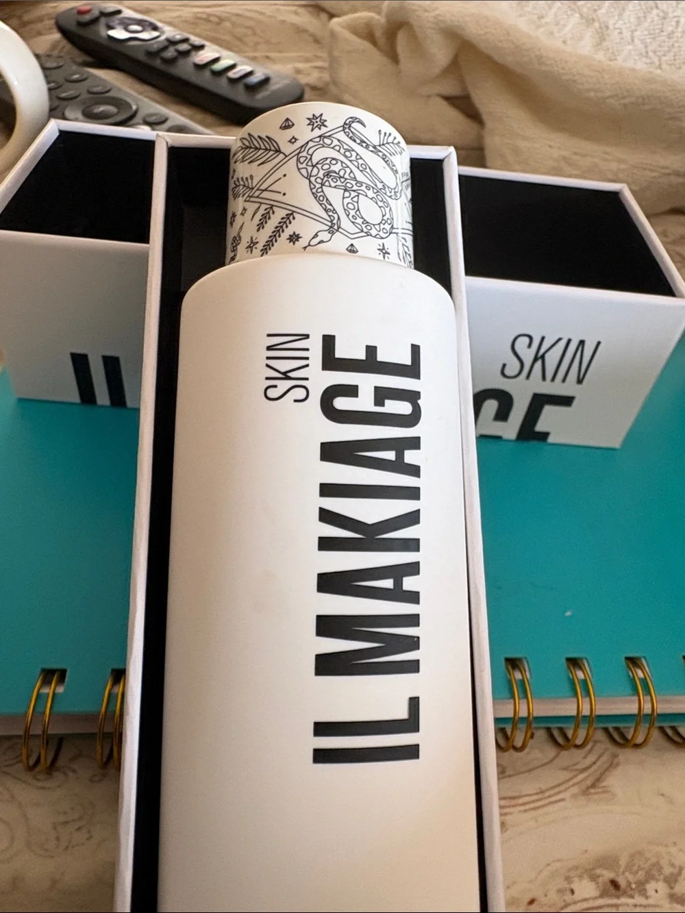 IL MAKIAGE Skin Hydrating Serum